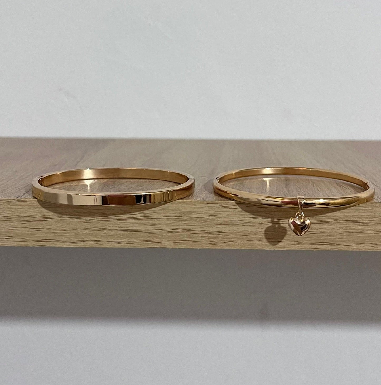 MABEL PUÑERA CON CHARM